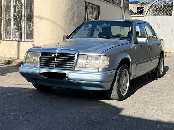 Mercedes E 200 1992, 330,000 km - 2.0 l - Bakı
