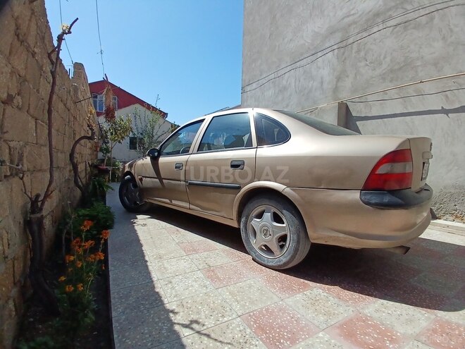 Opel Vectra 1997, 365,000 km - 1.6 l - Bakı