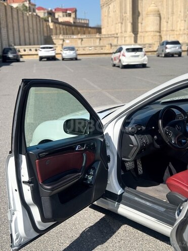 Mercedes C 200 2001, 295,000 km - 2.0 l - Bakı