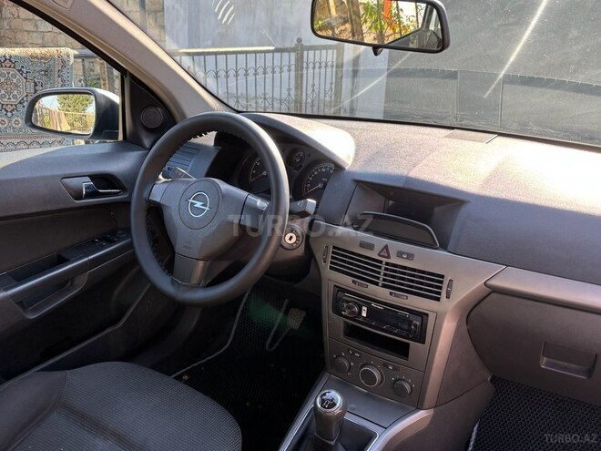 Opel Astra 2004, 198,250 km - 1.4 l - Bakı