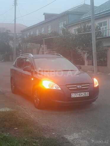 Kia Ceed 2009, 245,000 km - 1.4 л - Quba