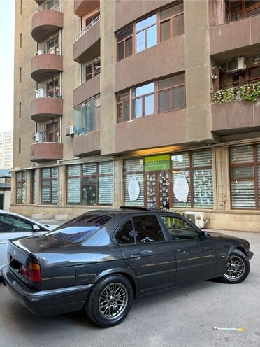 BMW 520 1995, 296,000 km - 2.0 l - Bakı