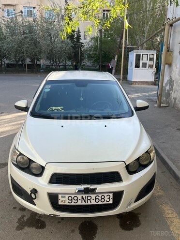 Chevrolet Aveo-3