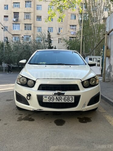 Chevrolet Aveo-5