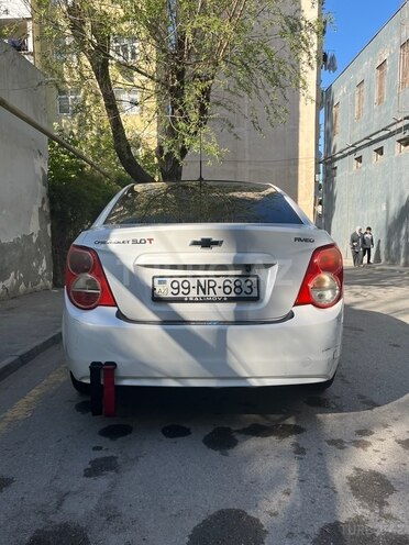 Chevrolet Aveo-9
