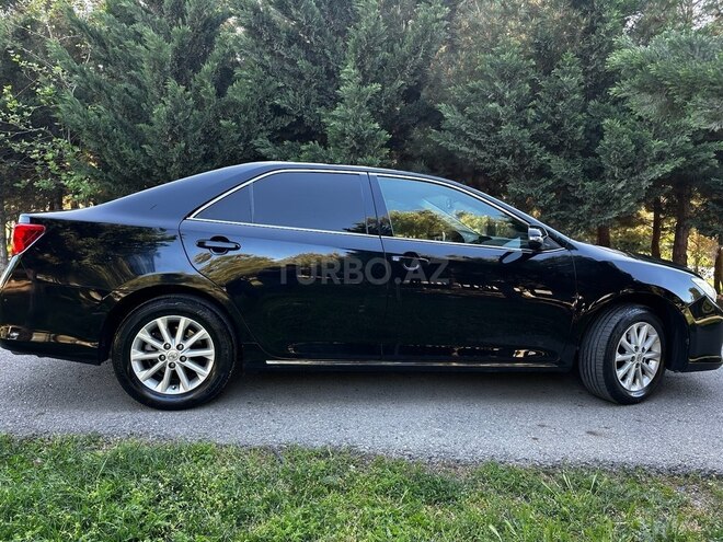 Toyota Camry-7