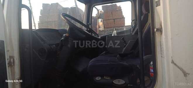 Mercedes Atego 1318 2002, 300,000 km - 4.3 l - Bakı