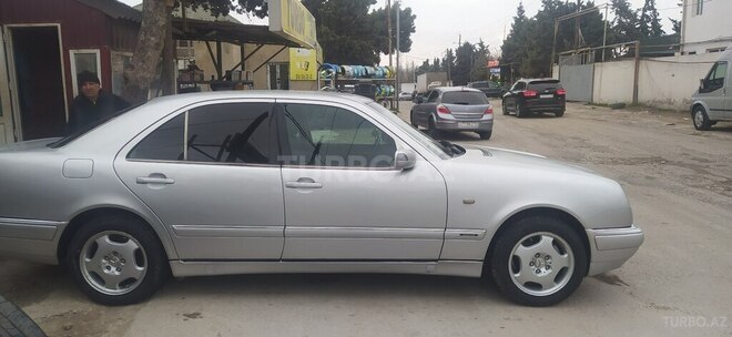 Mercedes E 200 1997, 363,500 km - 2.0 l - Bakı