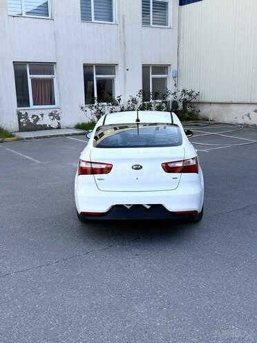 Kia Rio 2016, 91,000 km - 1.6 л - Bakı