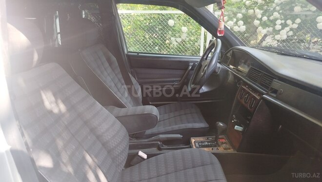 Mercedes 190 1991, 322,560 km - 2.3 l - Bakı