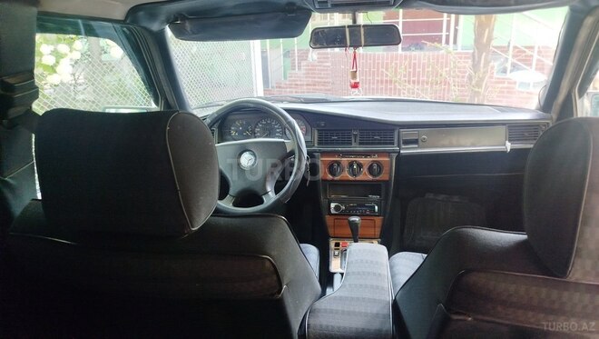Mercedes 190 1991, 322,560 km - 2.3 l - Bakı