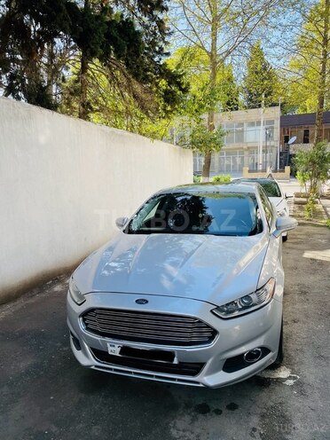 Ford Fusion (North America) 2015, 162,800 km - 2.0 л - Gəncə