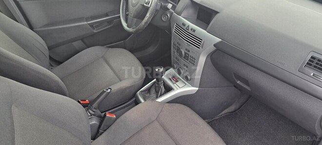 Opel Astra 2009, 198,000 km - 1.4 l - Şəmkir