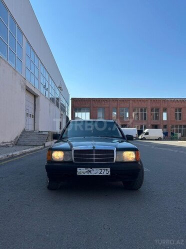 Mercedes 190 1989, 245,000 km - 2.0 l - Gəncə