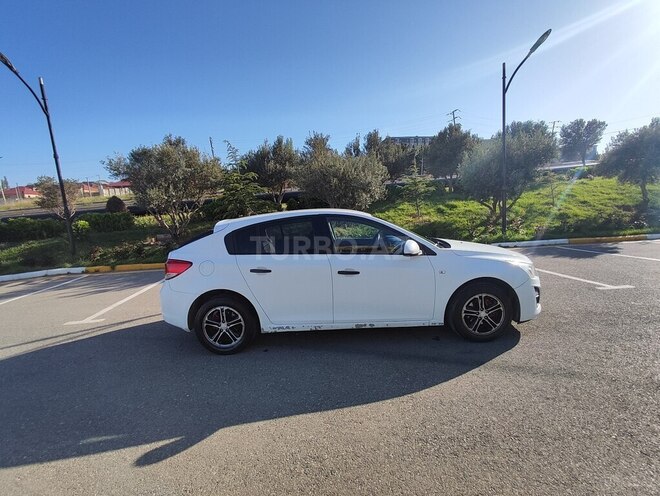 Chevrolet Cruze-4