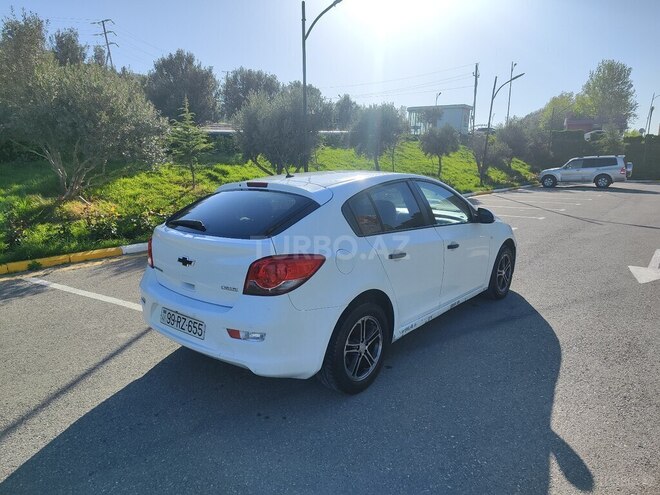 Chevrolet Cruze-5