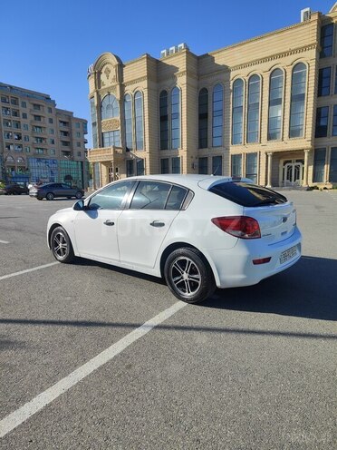 Chevrolet Cruze-9
