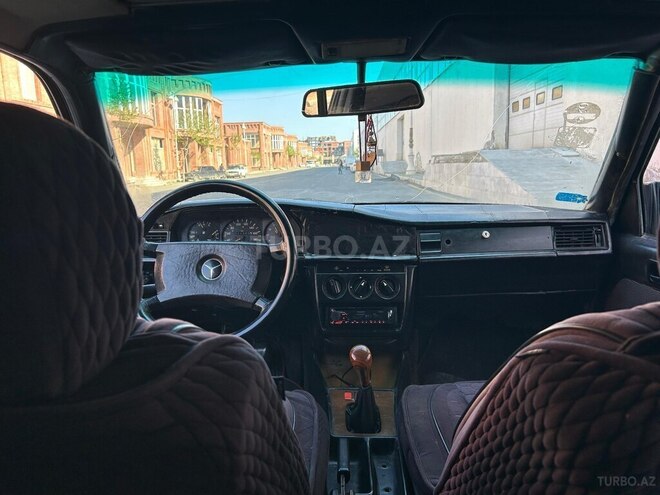 Mercedes 190 1989, 245,000 km - 2.0 l - Gəncə