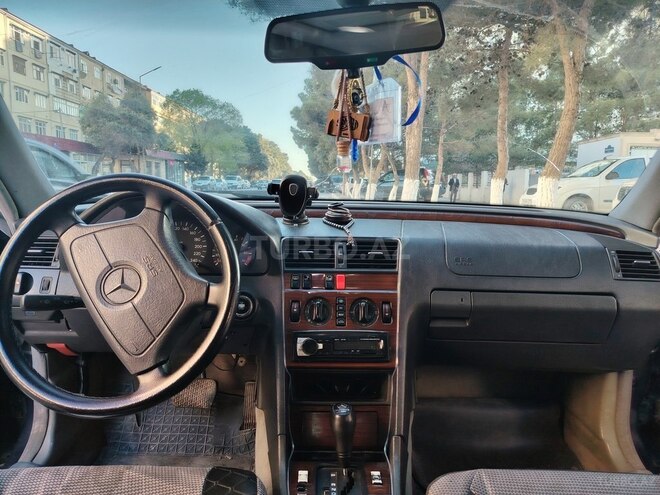 Mercedes C 220 1997, 582,233 km - 2.2 l - Sumqayıt