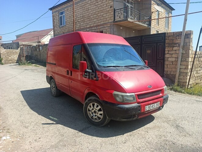 Ford Transit-5