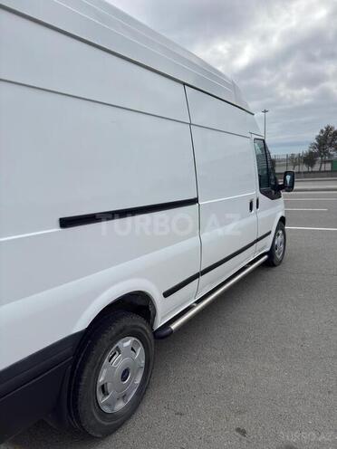 Ford Transit-2