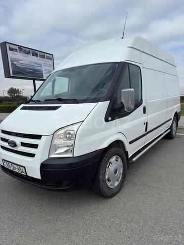 Ford Transit-7
