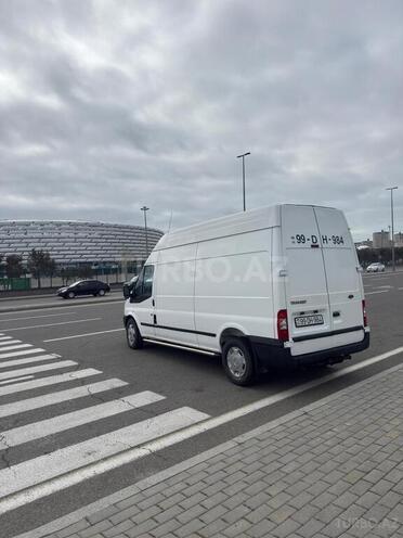 Ford Transit-3