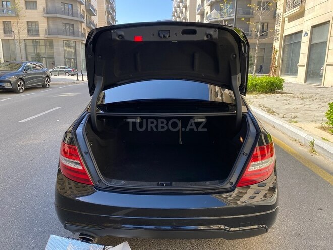 Mercedes C 250-11