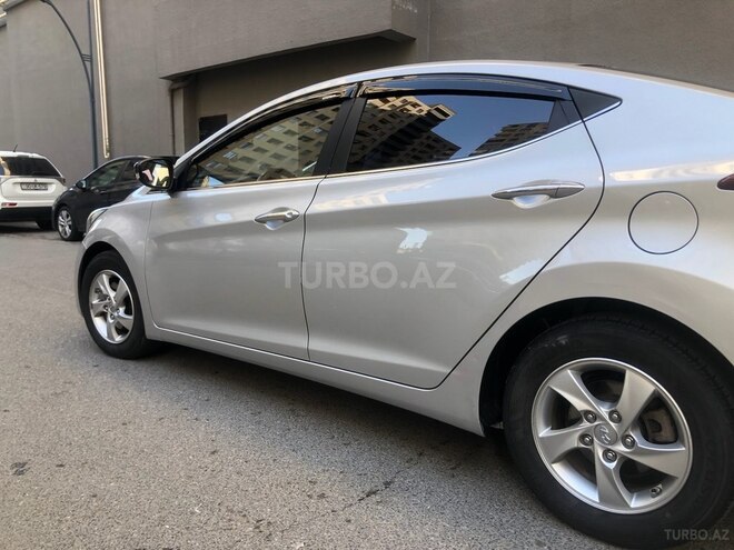 Hyundai Avante 2015, 142,000 km - 1.6 l - Bakı