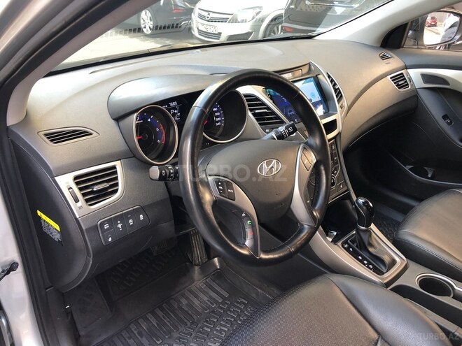 Hyundai Avante 2015, 142,000 km - 1.6 l - Bakı