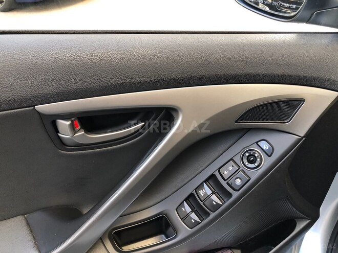 Hyundai Avante 2015, 142,000 km - 1.6 l - Bakı