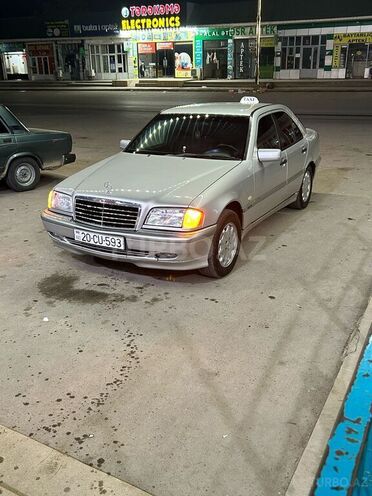 Mercedes C 220 d 1999, 297,598 km - 2.2 l - Beyləqan