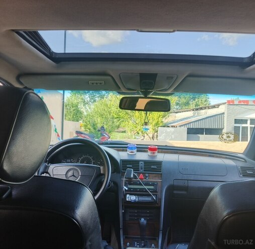 Mercedes C 230 1997, 305,000 km - 2.3 l - Ağdaş