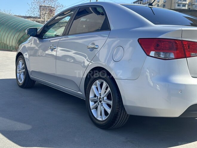 Kia Cerato 2010, 288,000 km - 2.0 l - Bakı