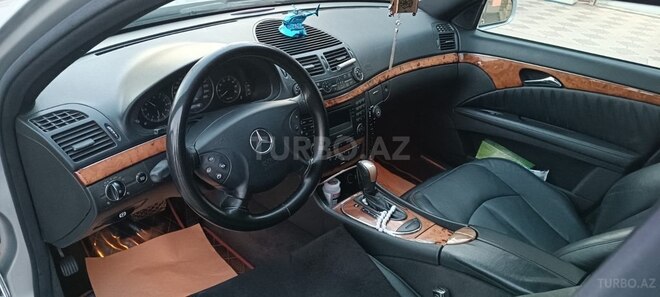 Mercedes E 240 2003, 317,237 km - 2.4 l - Goranboy