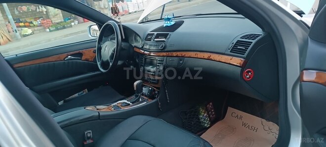 Mercedes E 240 2003, 317,237 km - 2.4 l - Goranboy