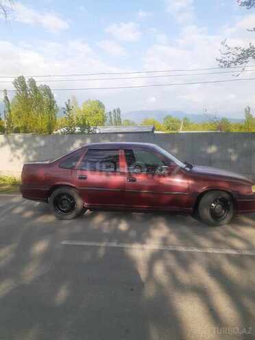 Opel Vectra 1994, 356,000 km - 1.8 l - Qax