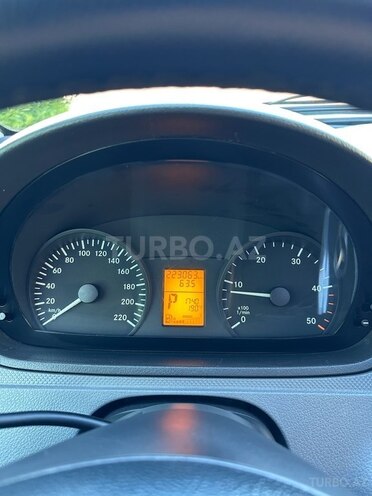 Mercedes Vito 111 2010, 223,000 km - 2.2 l - İmişli