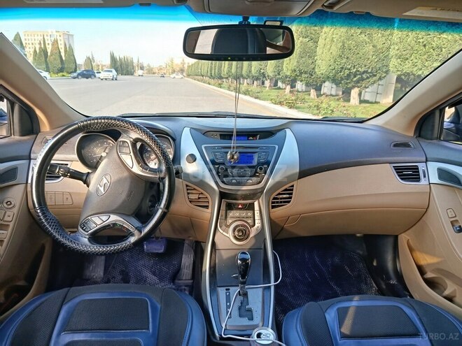 Hyundai Elantra 2012, 304,810 km - 1.8 l - Gəncə