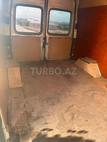 Ford Transit-14