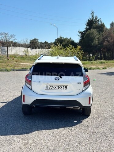 Toyota Prius C 2019, 96,000 km - 1.5 l - Bakı