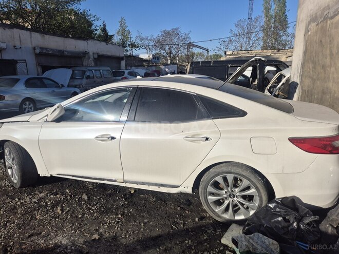 Hyundai Grandeur 2013, 210,000 km - 2.4 л - Bakı