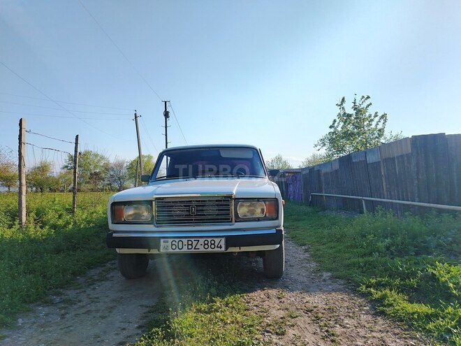 LADA (VAZ) 2107 2004, 24,500 km - 1.6 l - Qazax