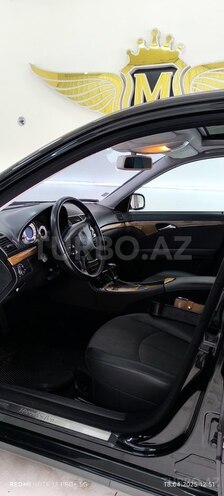 Mercedes E 220 d-8
