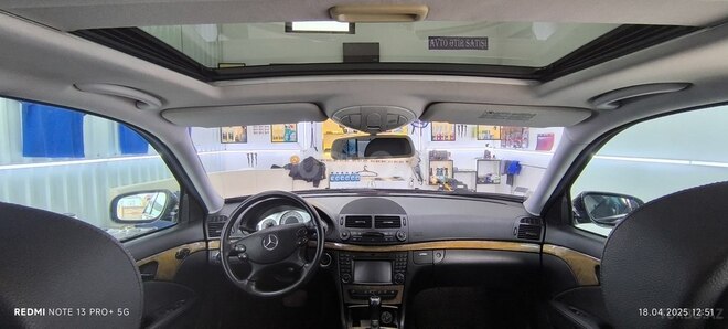 Mercedes E 220 d-5