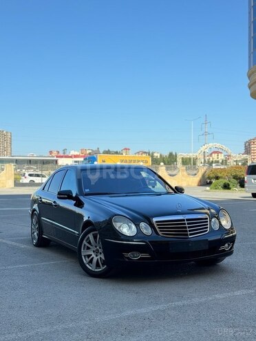 Mercedes E 220 d-1