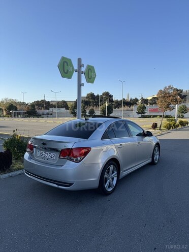 Chevrolet Cruze-9