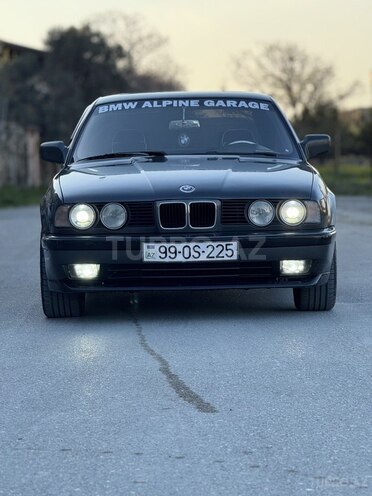 BMW 520 1990, 385,000 km - 2.0 l - Bakı