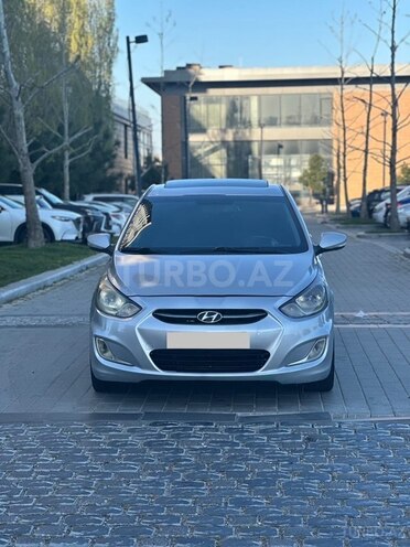 Hyundai Accent 2012, 300,000 km - 1.6 l - Bakı