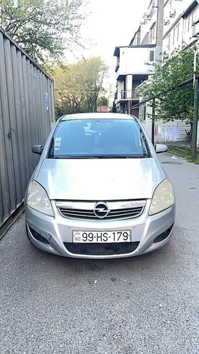 Opel Zafira 2008, 325,000 km - 1.9 л - Bakı